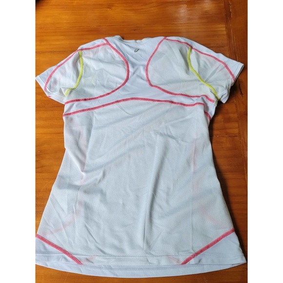 Asics Womens Active Short Sleeve Top. Size Small. Mesh Inserts. - Picture 2 of 5